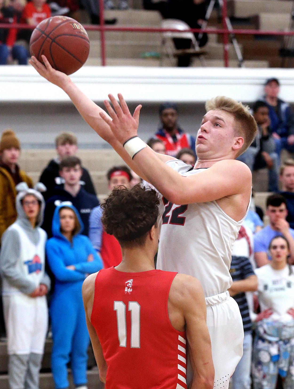 Feb. 26: La Crosse Logan vs. La Crosse Central
